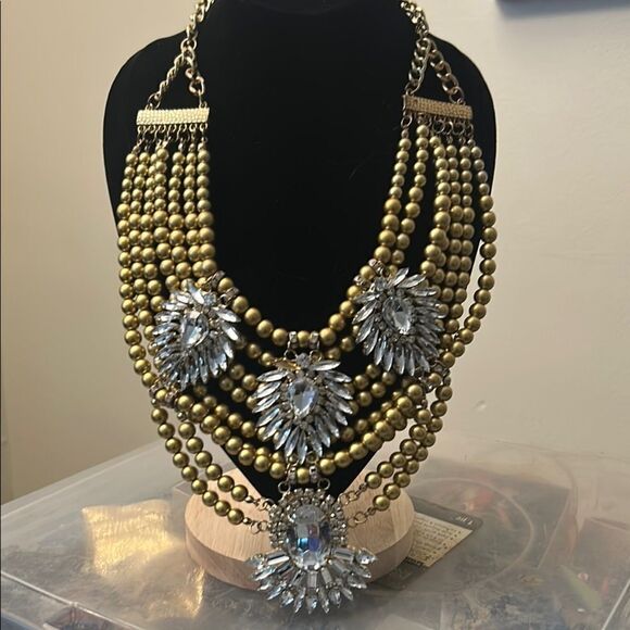 Haute Couture Runway Clear Rhinestone Faux Golden Pearl Strand Floral Necklace